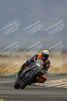 media/Nov-15-2025-Race Pace (Sat) [[8de605a2d8]]/Non Verified Riders (1st 20 Minutes)/Turn 4 (1010am)/